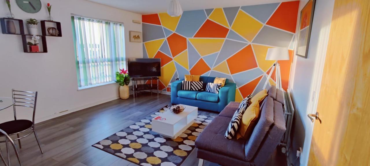 The Pent House - Lushio Apartments Northampton Luaran gambar