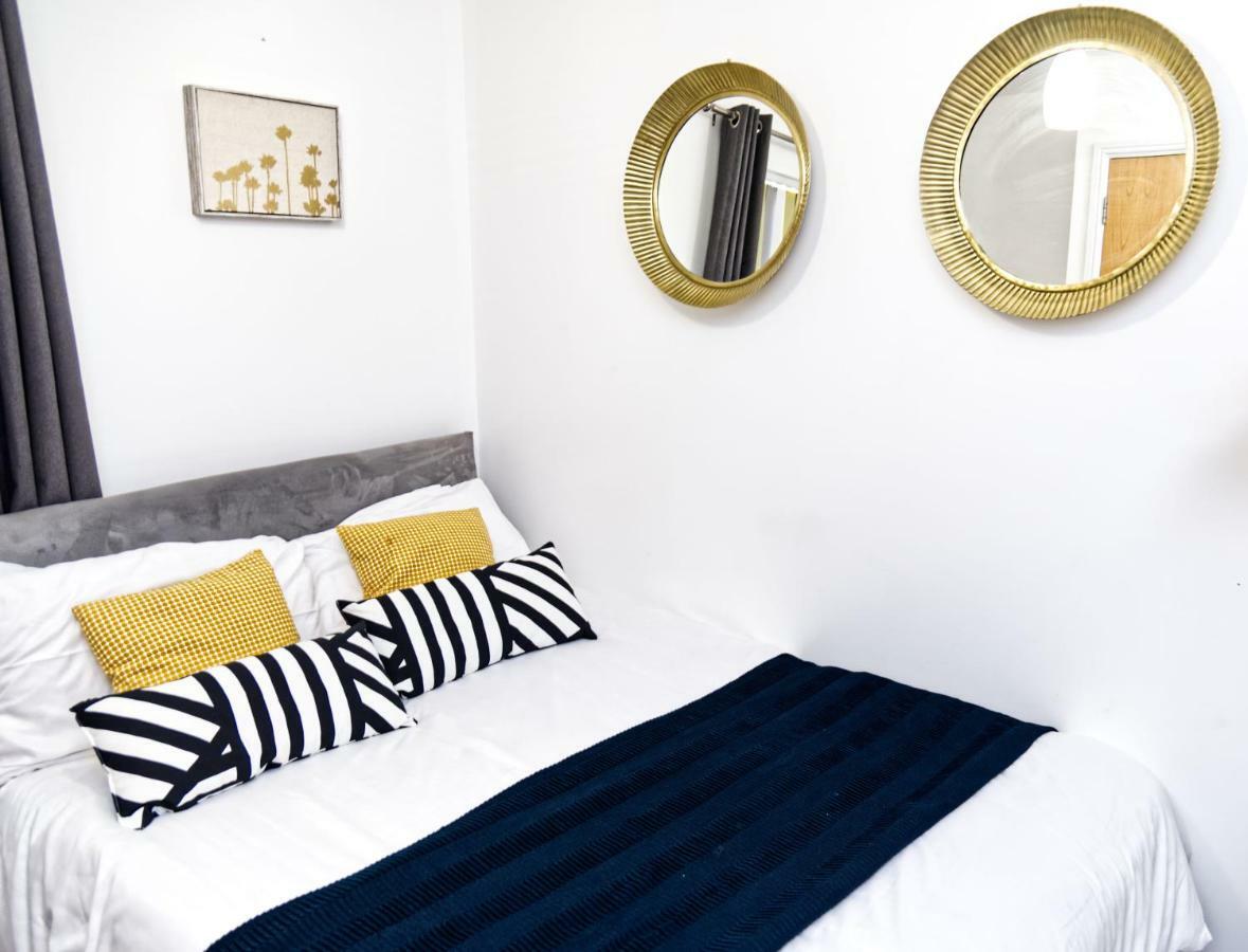 The Pent House - Lushio Apartments Northampton Luaran gambar
