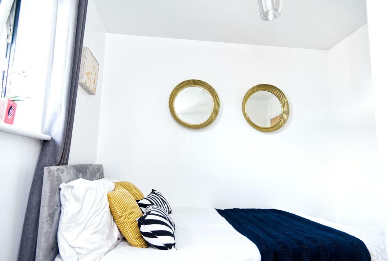 The Pent House - Lushio Apartments Northampton Luaran gambar