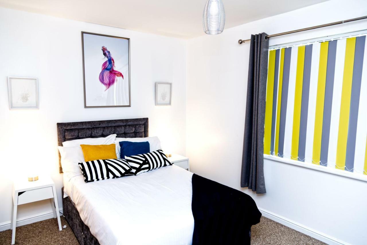 The Pent House - Lushio Apartments Northampton Luaran gambar