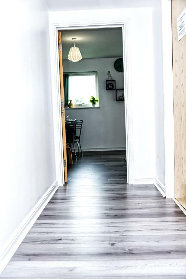 The Pent House - Lushio Apartments Northampton Luaran gambar